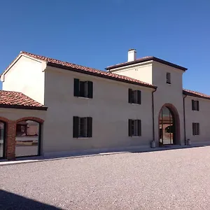  Alloggio per agriturismo Corte Motte Italia